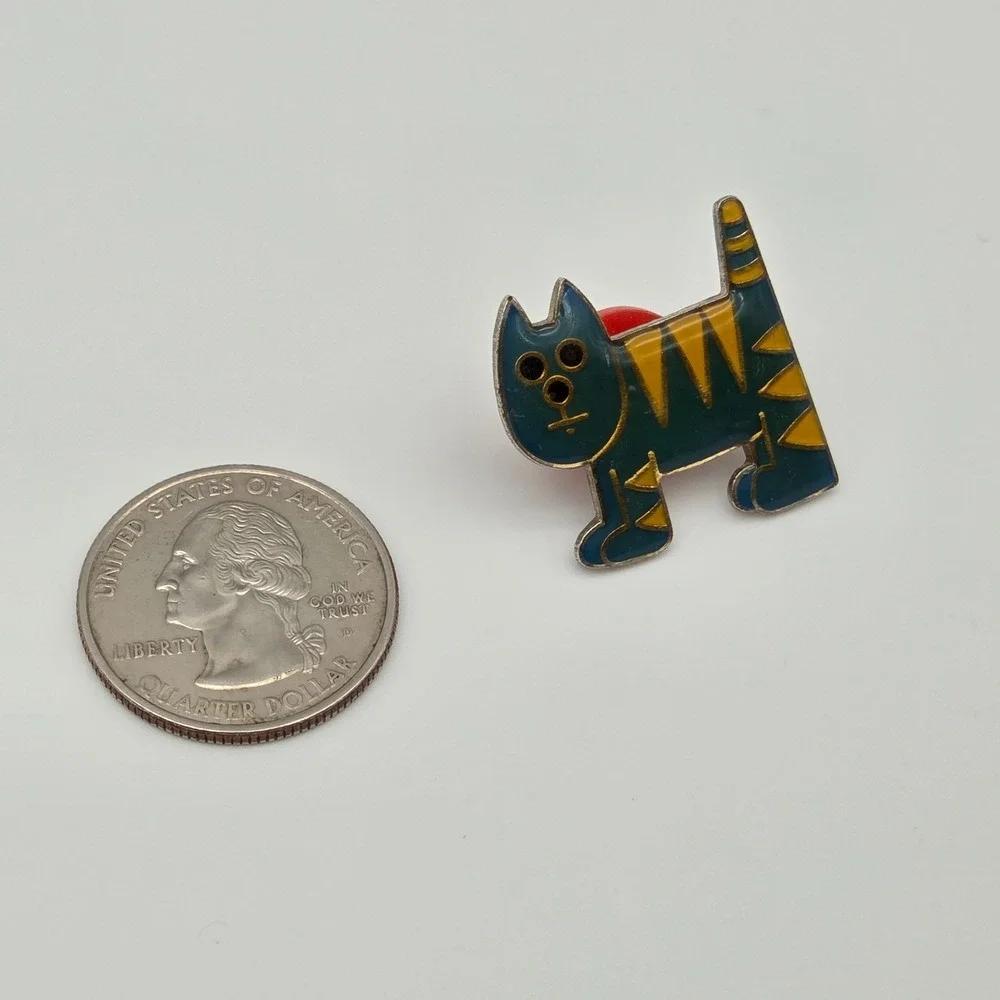 Vintage 1987 AGB Aztec Cat Pin,‎ 1